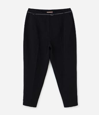 Calça Cenoura Alfaiatada com Cinto e Bolsos Curve e Plus Size