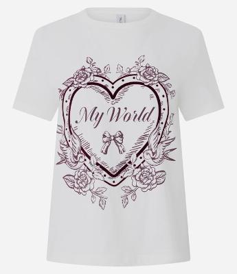 Camiseta com Estampa de Coração Lettering My World