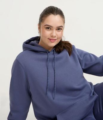 Casaco Fechado Esportivo em Moletom com Felpa e Capuz Curve & Plus Size
