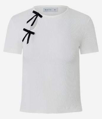 Blusa em Ribana com Detalhe de Lacinhos