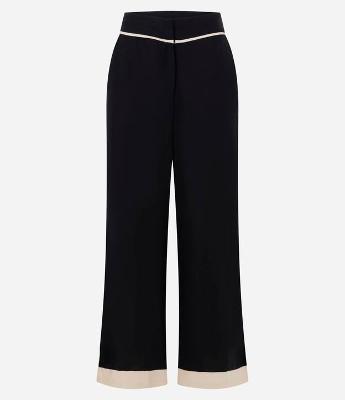 Calça Pantalona em Viscolinho com Detalhes Contrastantes