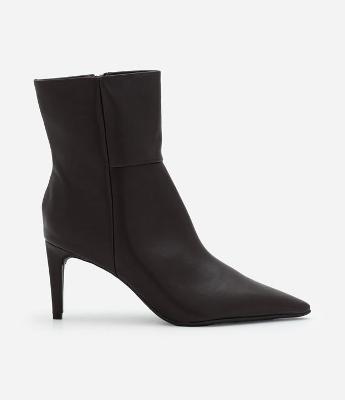 Bota Cano Médio em PU com Bico Fino