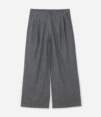 Calça Wide Leg em Moletom com Risca de Giz Curve & Plus Size