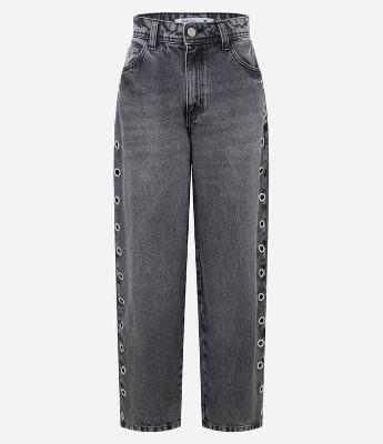 Calça Baggy em Jeans com Cintura Média e Ilhoses Laterais