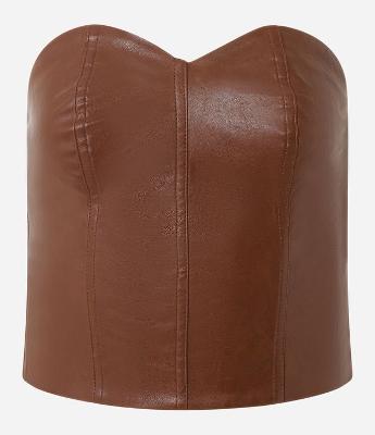 Blusa em PU com Decote Coração