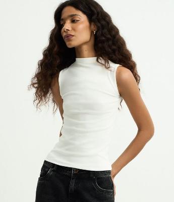 Blusa Regata Básica em Algodão com Gola Alta