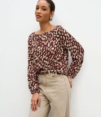 Blusa Manga Longa em Viscose com Estampa Abstrata