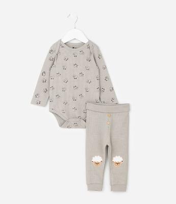 Conjunto Infantil Body e Calça com Ovelhinhas Bordadas – Tam RN a 18 Meses