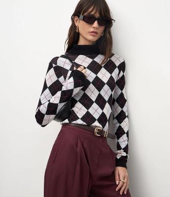 Blusa Tricô Argyle Xadrez com Gola Alta