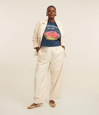 Calça Balloon Alfaiatada com Listras Curve & Plus Size