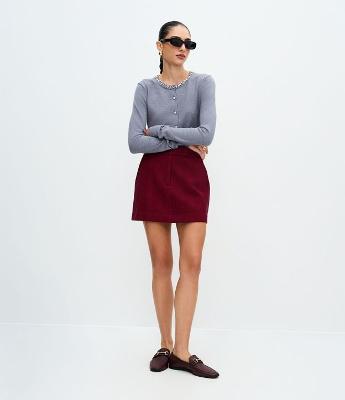 Cardigan Curto em Tricô com Aplicação no Decote
