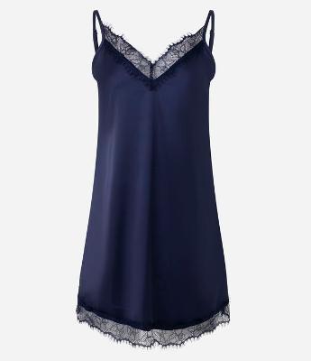 Camisola de Cetim com Renda no Decote V