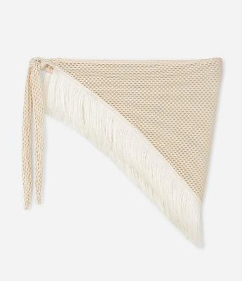 Lenço Triangular com Franjas Decorativas