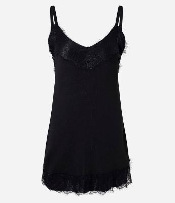Vestido Curto de Alcinha em Tricô com Renda no Decote