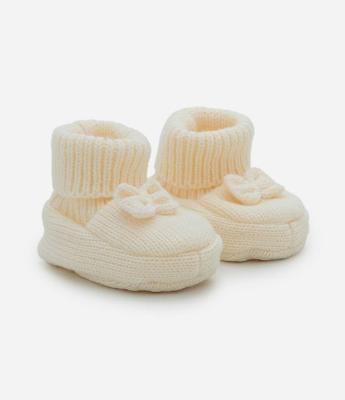 Sapato Infantil em Tricô com Lacinho – Tam 0 a 12 Meses
