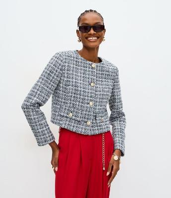 Jaqueta Leve Casaqueto em Tweed com Quatro Bolsos