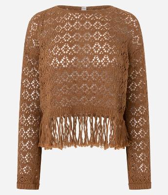 Blusa em Tricô com Ponto Aberto e Franjas na barra