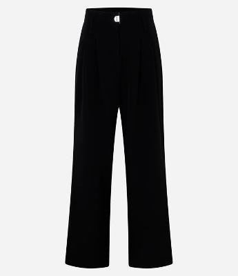 Calça Wide Leg Alfaiatada com Pregas Frontais