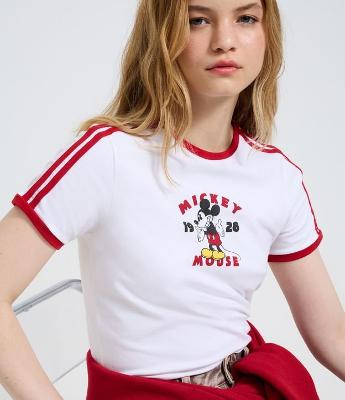 Camiseta New T-shirt com Estampa Mickey e Detalhes Contrastantes