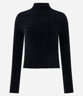Blusa Cropped em Tricô com Gola Alta