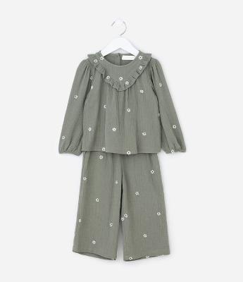 Conjunto Infantil de Blusa e Calça com Estampa de Florzinhas - Tam 1 a 4 Anos