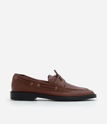 Mocassim em Couro com Sola Flat