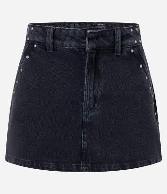 Short Saia em Jeans com Cintura Alta Tachas e Recorte