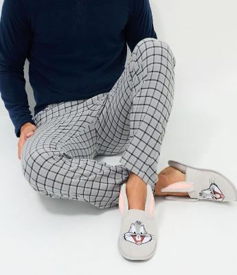 Pantufa Chinelo com Estampa do Pernalonga