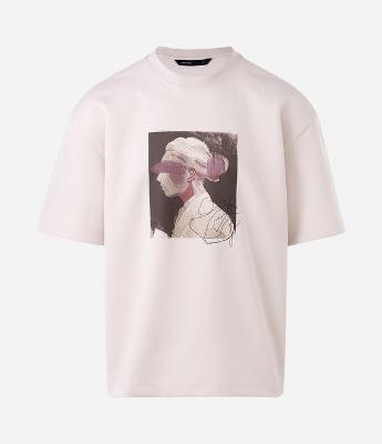 Camiseta Malha Pesada Tech Com Estampa Artística E Detalhe Bordado