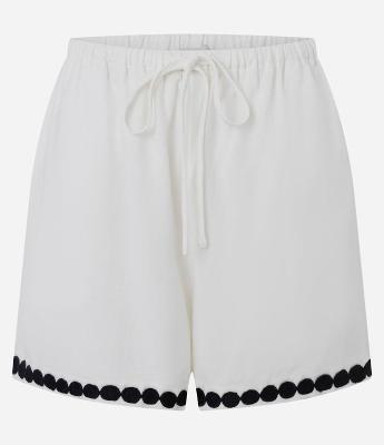 Short em Viscolinho com Bordados na Barra