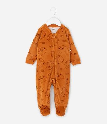 Macacão Plush com Estampa de Bichos - Tam 0 a 18 Meses
