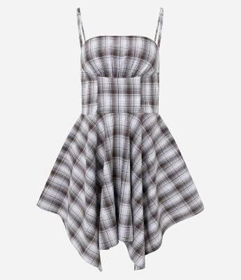 Vestido de Alcinha em Flanela Xadrez com Pontas na Barra