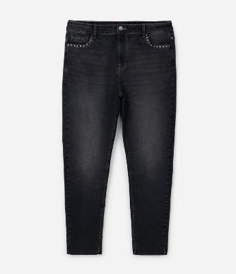 Calça Jeans Skinny com Tachinhas nos Bolsos Curve & Plus Size