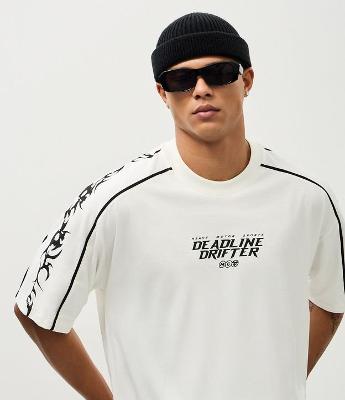 Camiseta Boxy Deadline Drifter com Caveiras