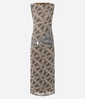 Vestido Longo em Tule com Drapeado Lateral e Aviamento