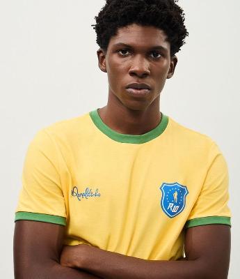Camiseta Comfort Ronaldinho Brasil
