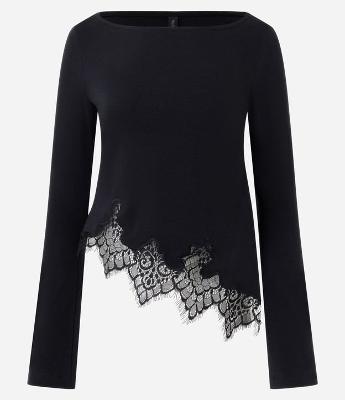 Blusa em Algodão com Barra Assimétrica Rendada