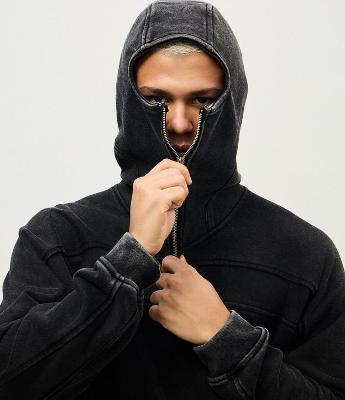 Casaco Moletom com Balaclava e Zíper