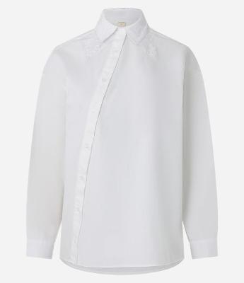 Camisa em Tricoline com Renda Aplicada