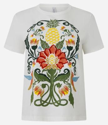Camiseta em Algodão com Estampa Flor Aplicada