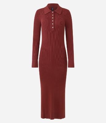 Vestido Longo em Tricô com Gola Polo