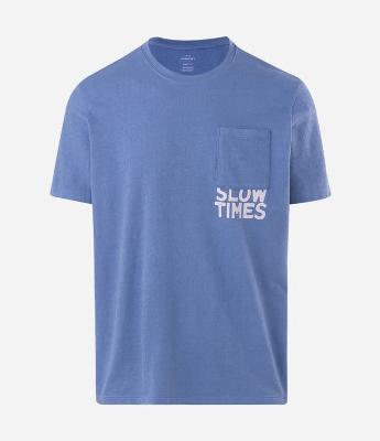 Camiseta Manga Curta com Bolso Slow Times