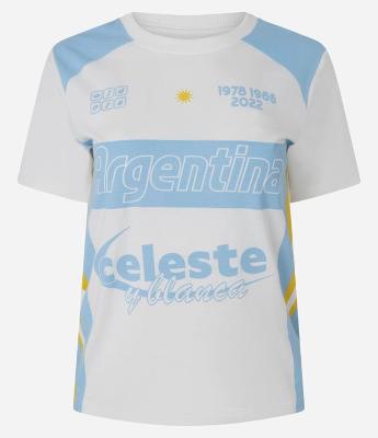 Camiseta em Cotton com Recortes e Lettering Argentina