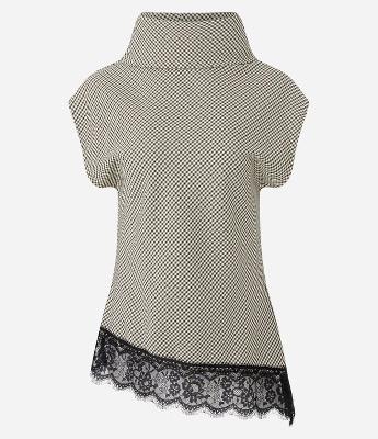 Blusa Xadrez Alfaiatada com Aplicação de Renda na Barra