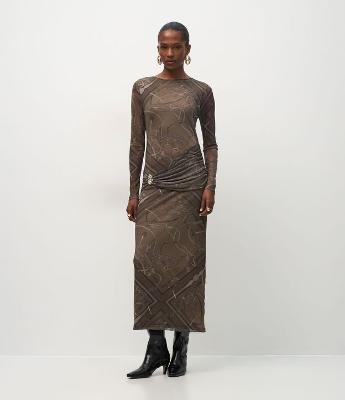 Vestido Longo em Tule com Drapeado Frontal