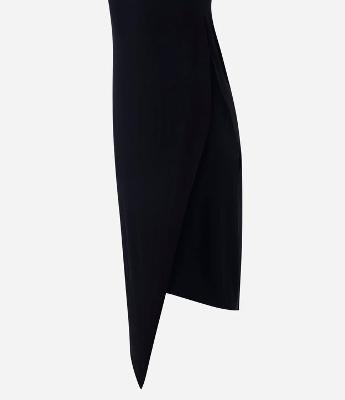 Blusa sem Manga Super Longa com Ombreira e Barra Assimétrica