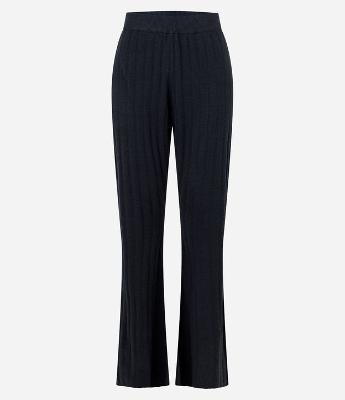 Calça Flare em Tricô Canelada