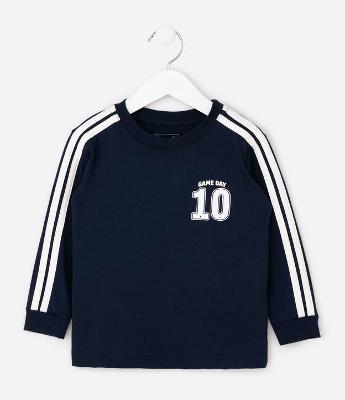 Camiseta Infantil com Lettering Gam Day 10 e Listras nas Mangas – Tam 1 a 6 Anos