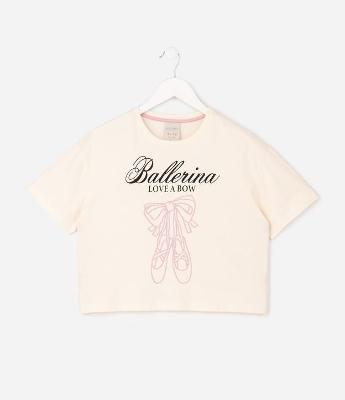 Camiseta Infantil Boxy com Estampa Ballerina – Tam 5 a 14 Anos