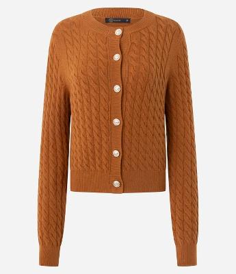 Cardigan Curto em Tricô com Abotoamento Frontal